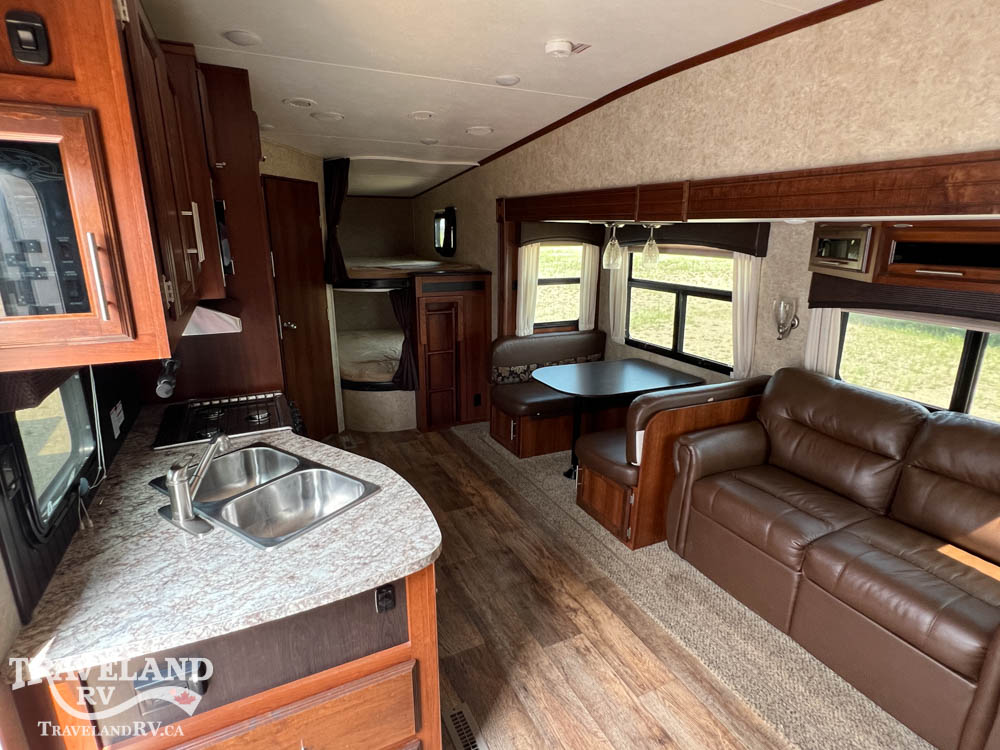 2017 Jayco Eagle HT 26.5BHS - Image 3