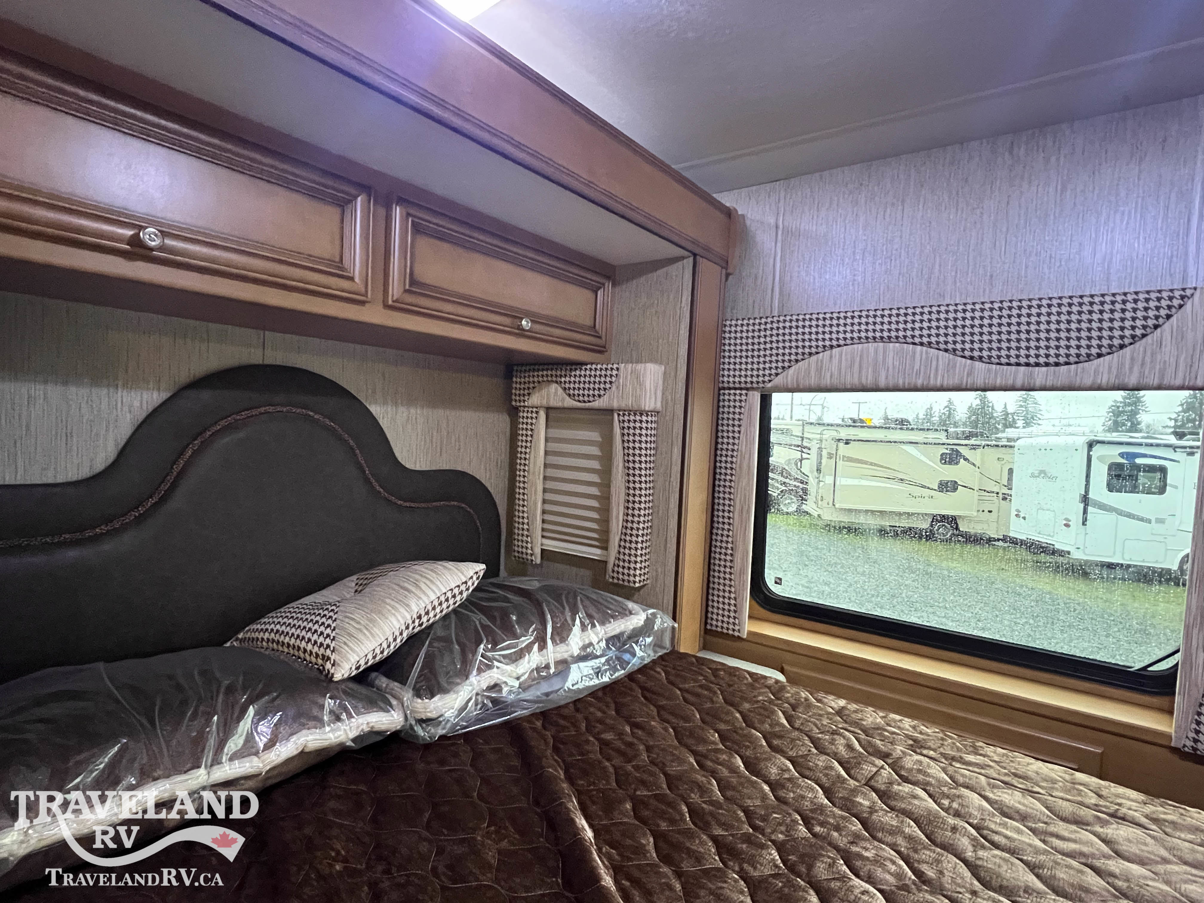 2016 Newmar Bay Star Sport 2702 - Image 18