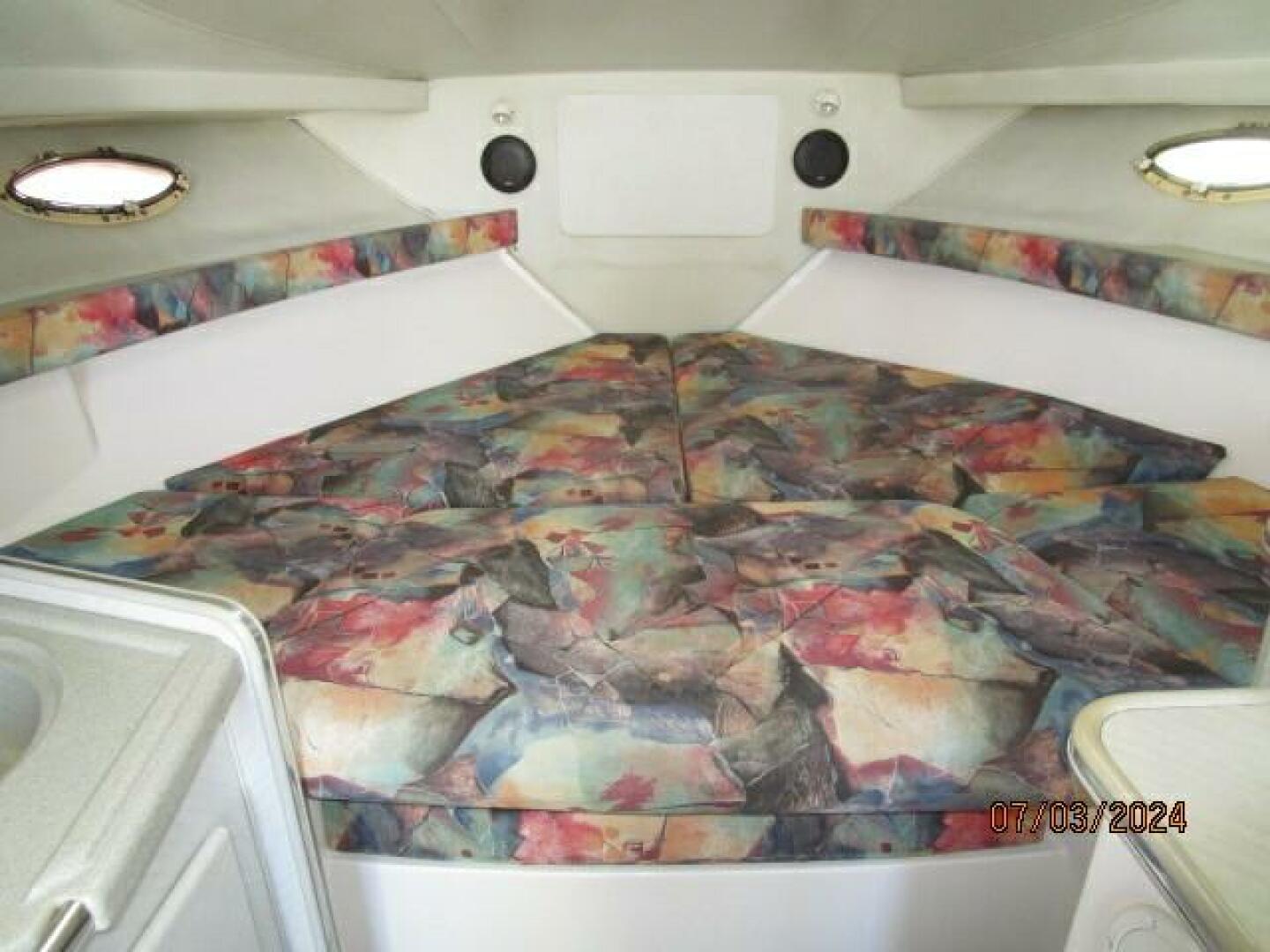 1996 Wellcraft 3300 Coastal - Image 43