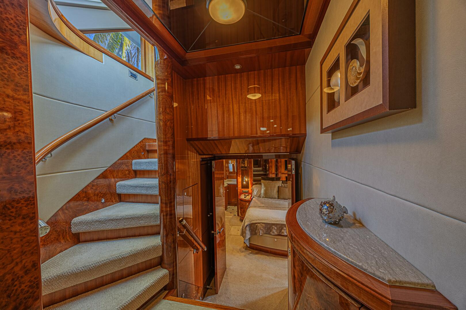 2010 Ocean Alexander 74 Motoryacht - Image 44