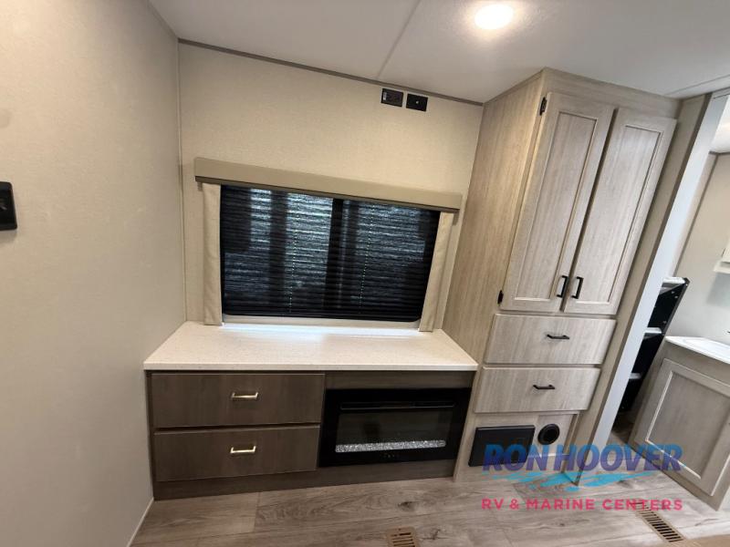 2026 COACHMEN CATALINA 333DBDSCKLE - Image 17