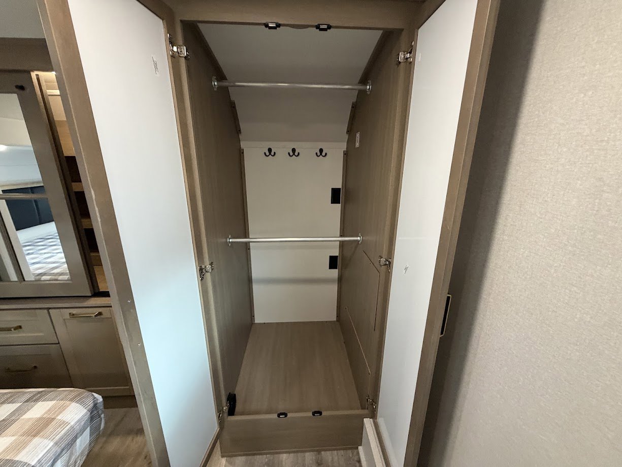 2026 JAYCO EAGLE 335LSTS - Image 55