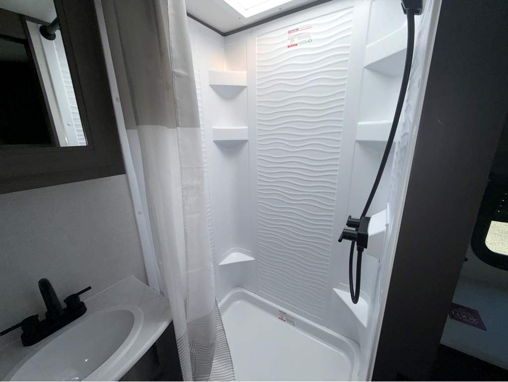 2026 GRAND DESIGN TRANSCEND 25MLX - Image 25