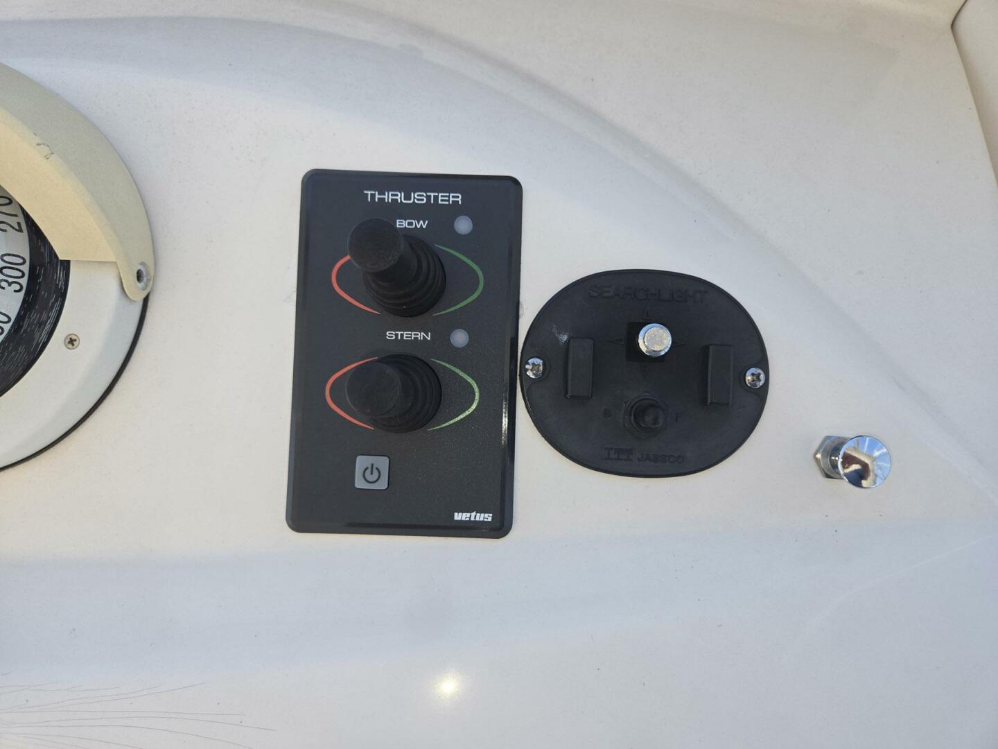 2003 Silverton 392 Aft Cabin Motor Yacht - Image 24