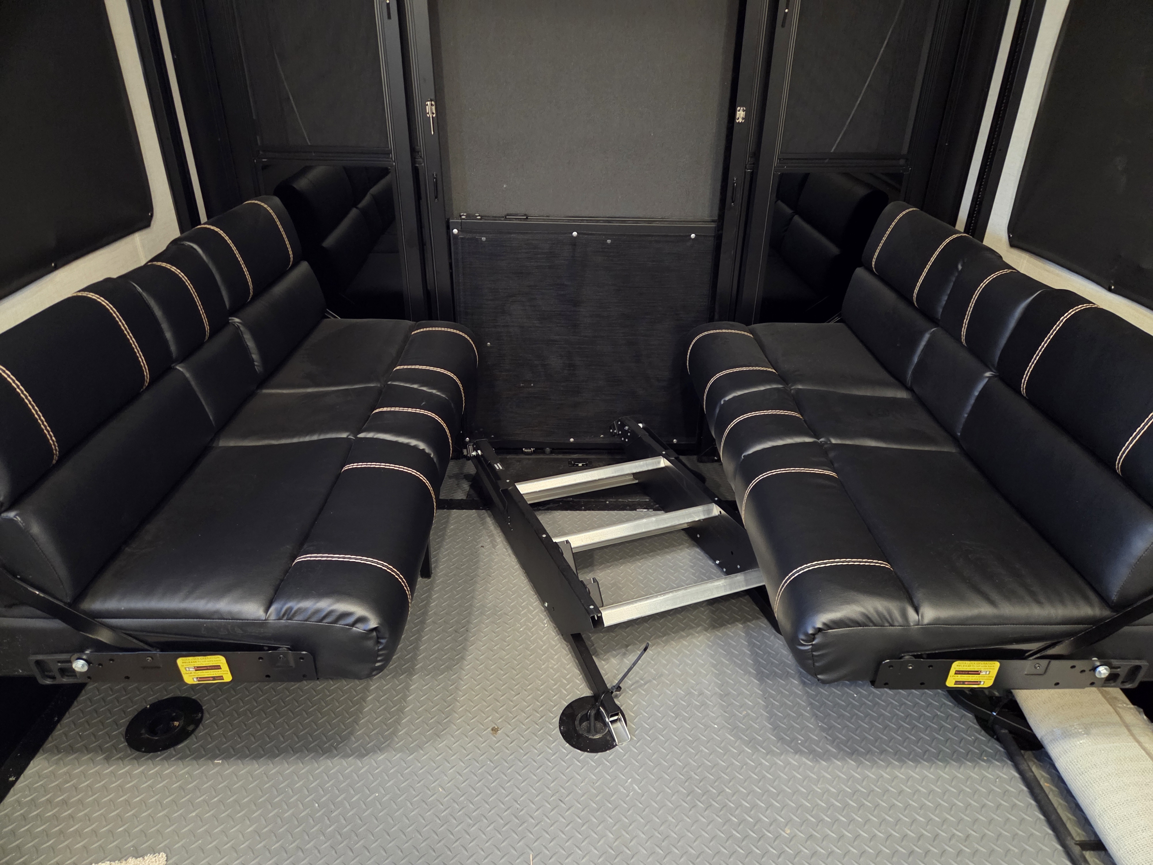 2022 Keystone Raptor 423 - Image 16