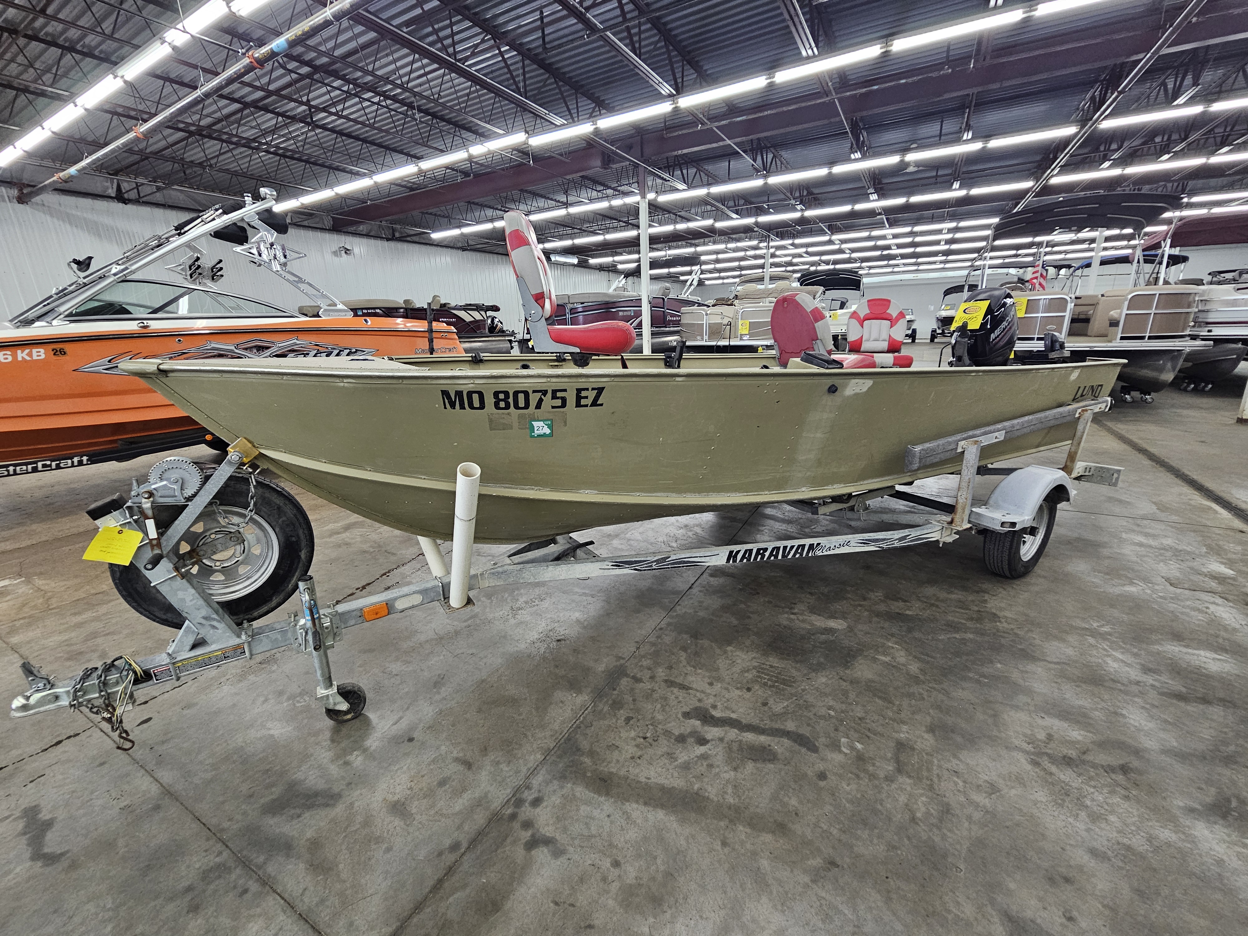 2004 LUND ALASKAN 1800 - Image 1