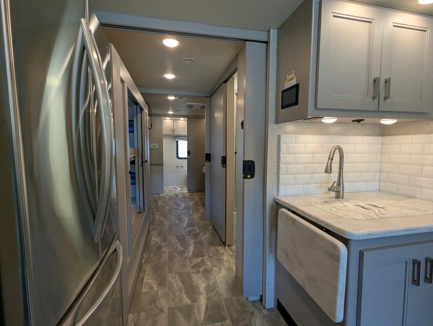 2023 Thor Motor Coach Challenger 37DS - Image 20
