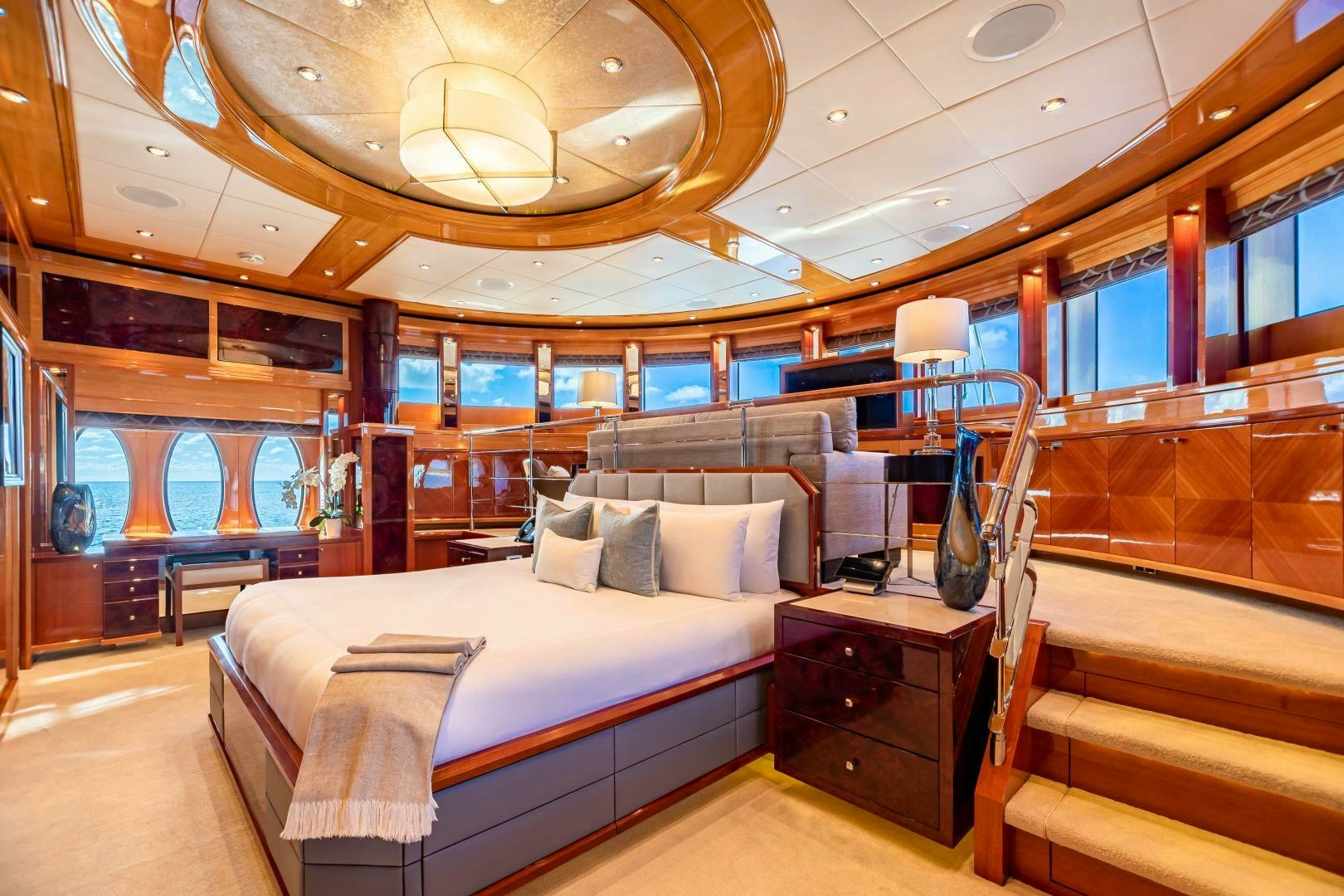 2011 Trinity Yachts Trinity 164 - Image 2