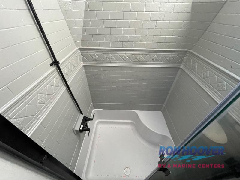 2026 PALOMINO 429LFT - Image 22
