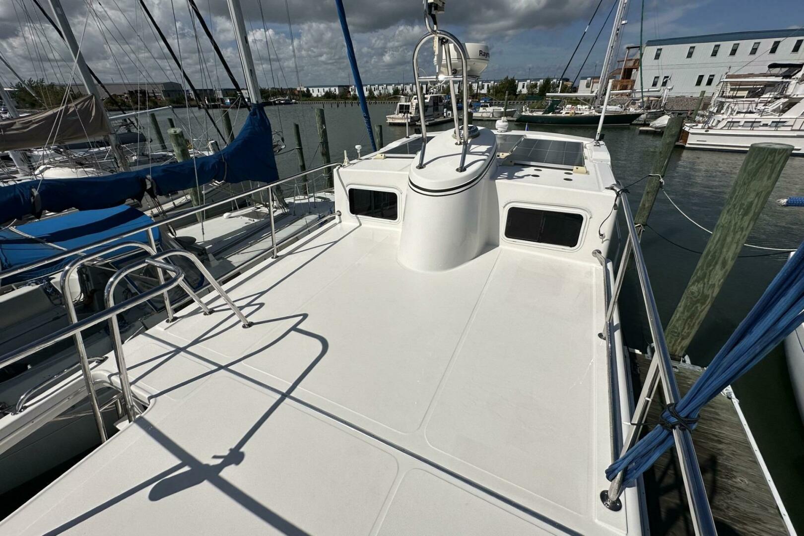 2005 American Tug 34 Pilothouse - Image 11