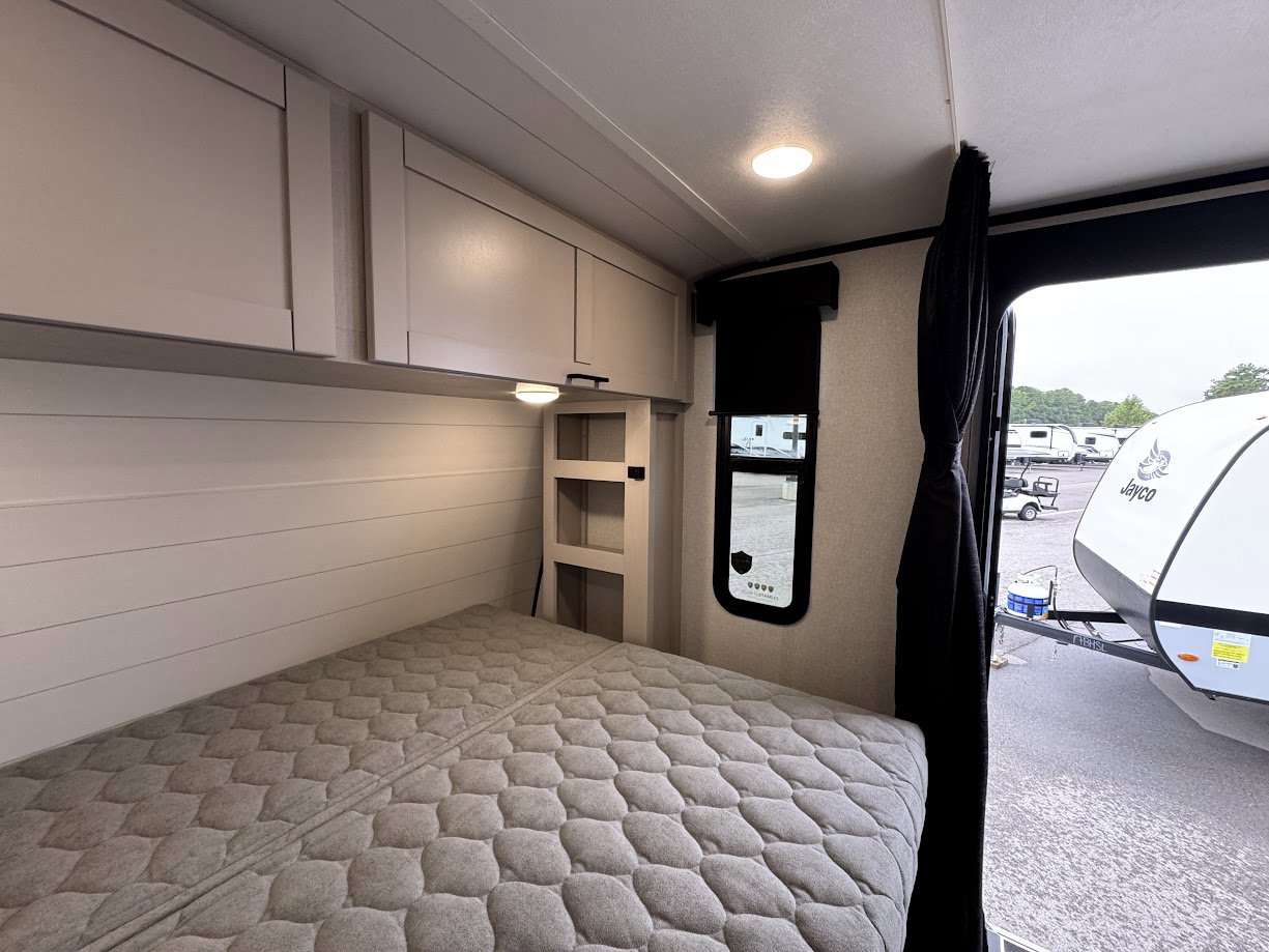 2026 JAYCO JAY FEATHER AIR 19MBS - Image 17