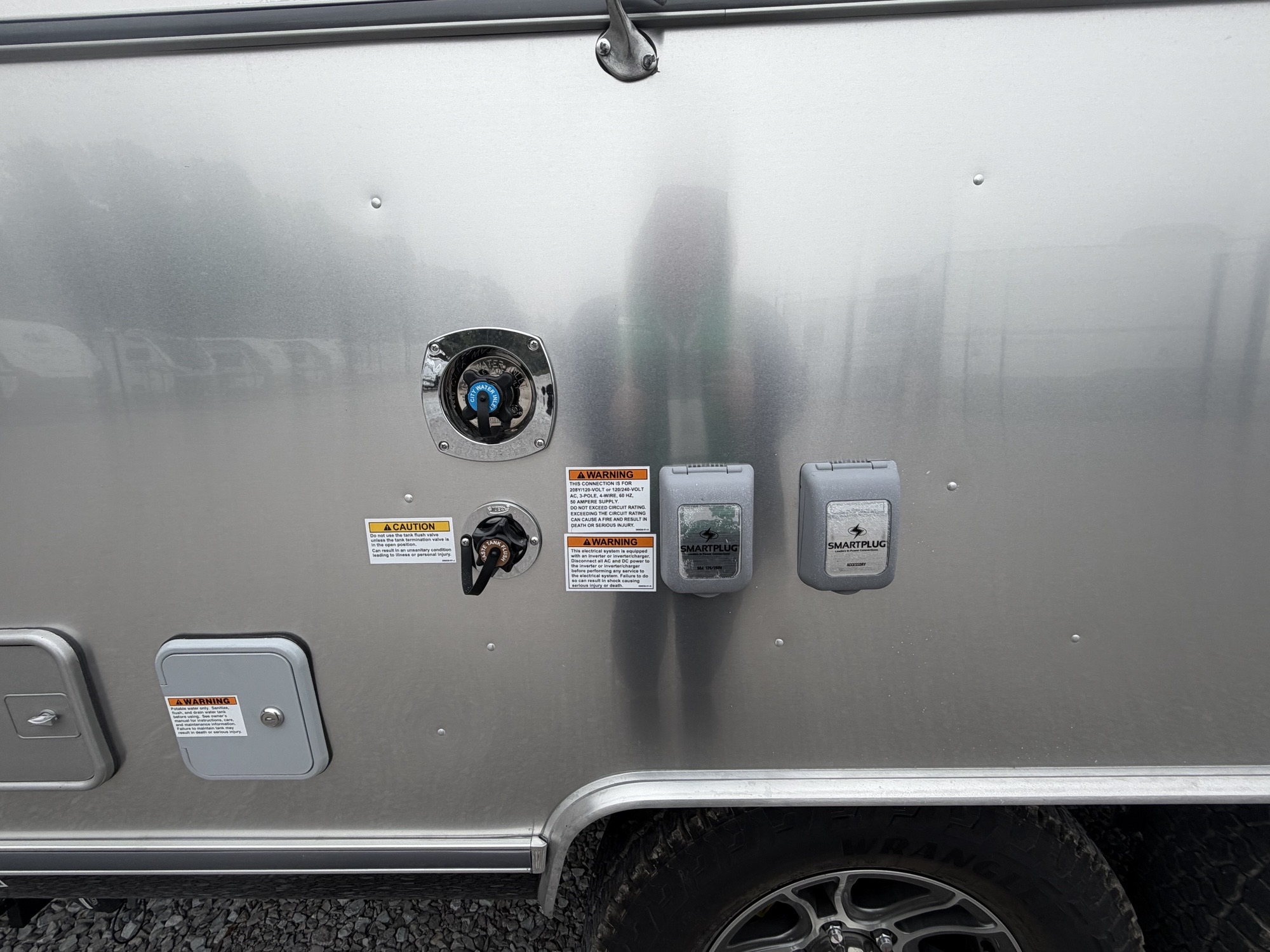 2027 AIRSTREAM TRADE WIND 27FBT - Image 22