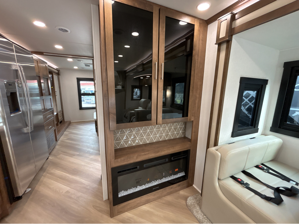 2026 JAYCO SENECA 37M - Image 10