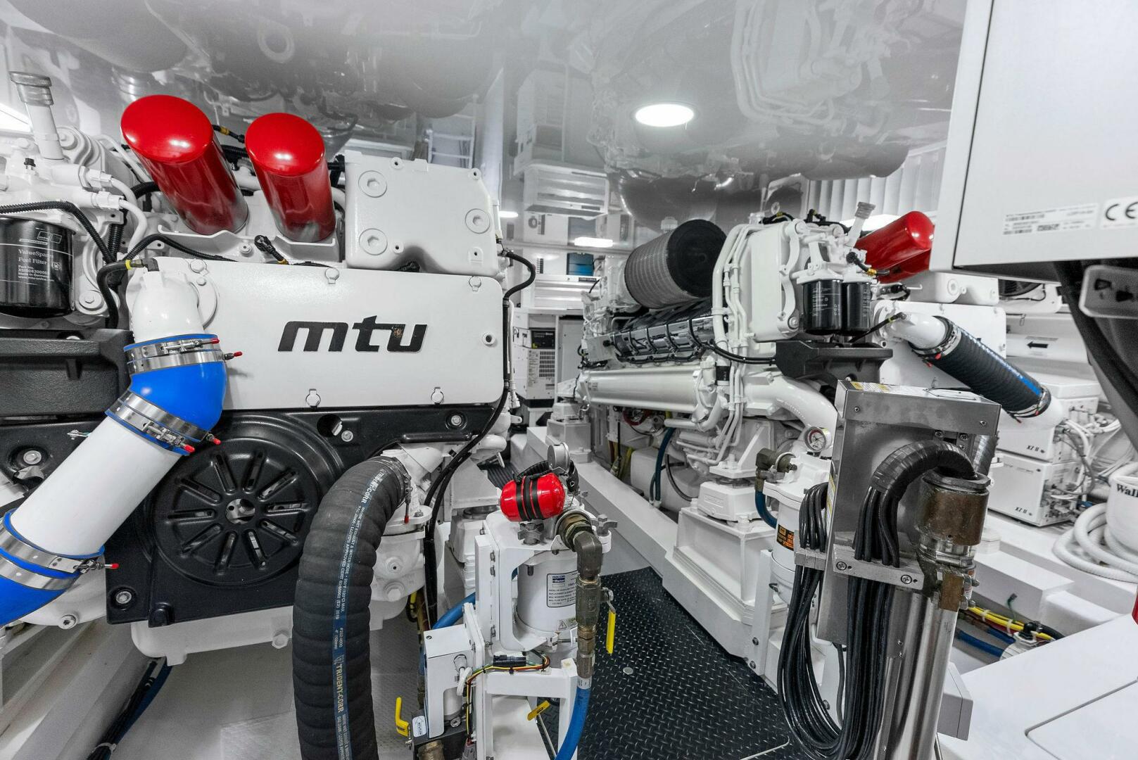 2022 Viking 68 Enclosed Bridge - Image 74