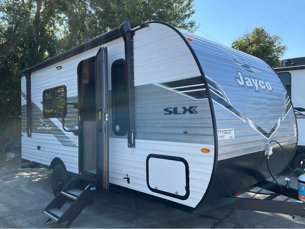 2026 JAYCO Jay Flight SLX 175 FQ - Image 31