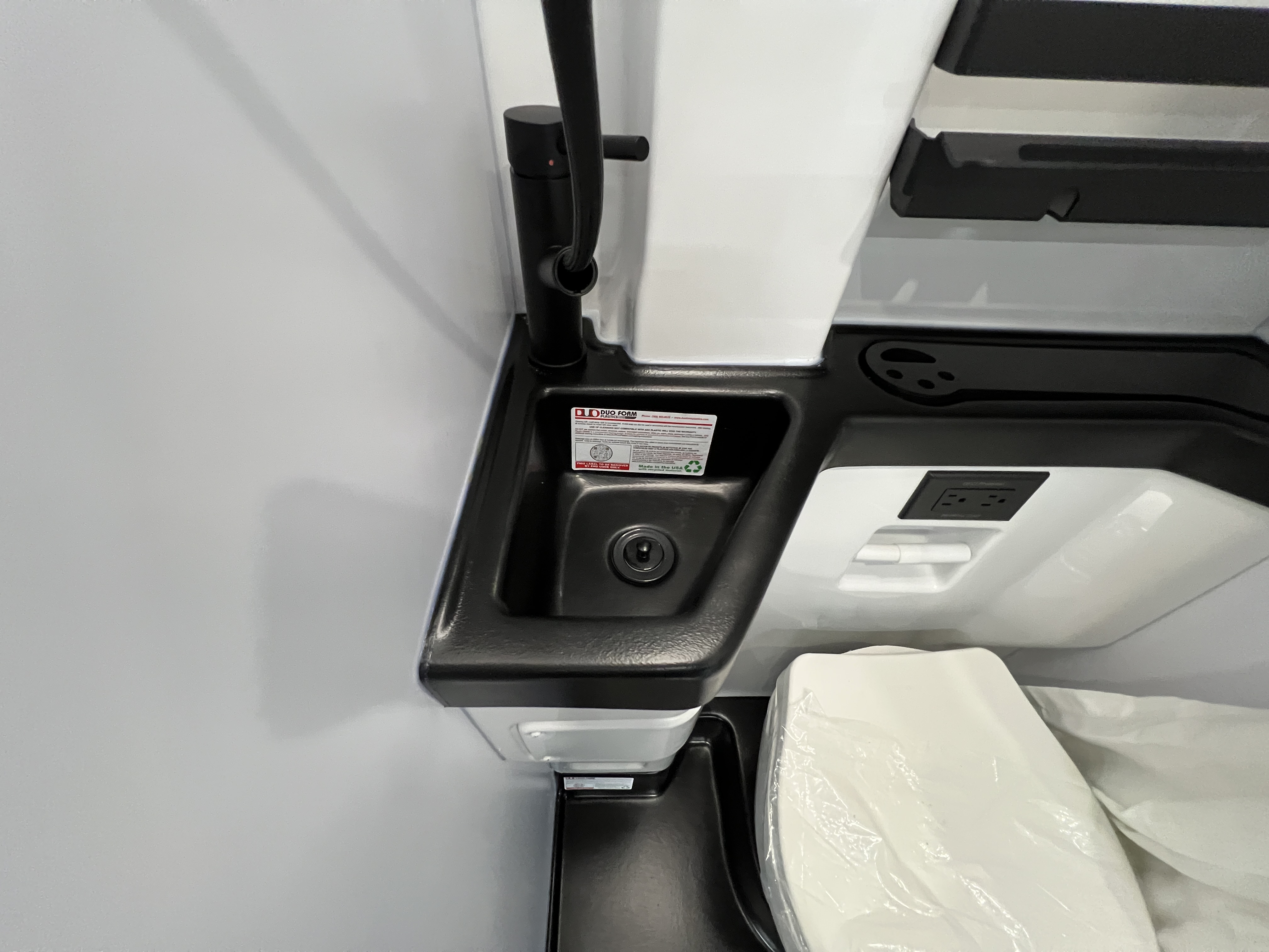 2027 Grand Design Lineage Series VP2 LVP2 - Image 29