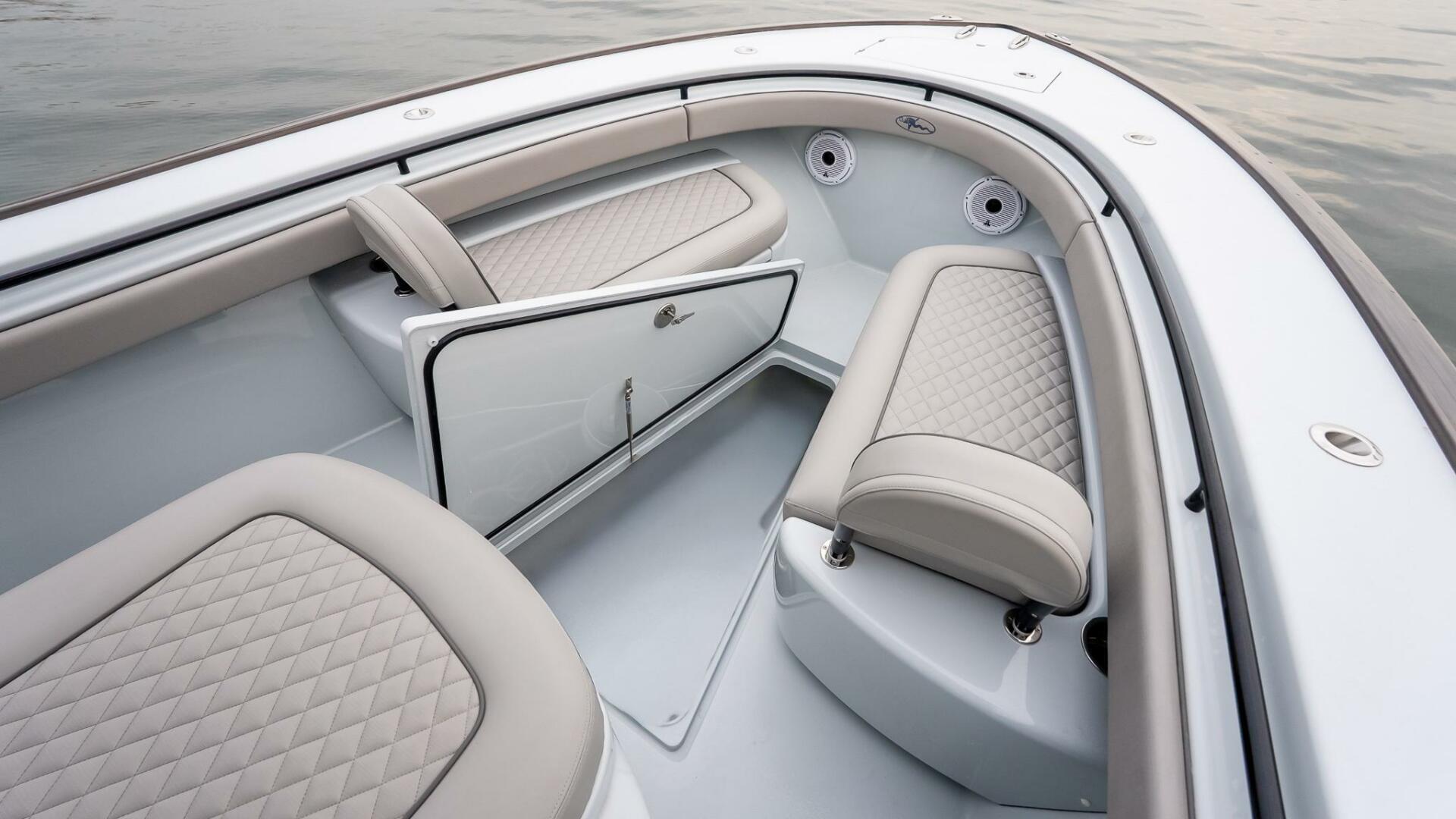 2023 Valhalla Boatworks V-33 - Image 38
