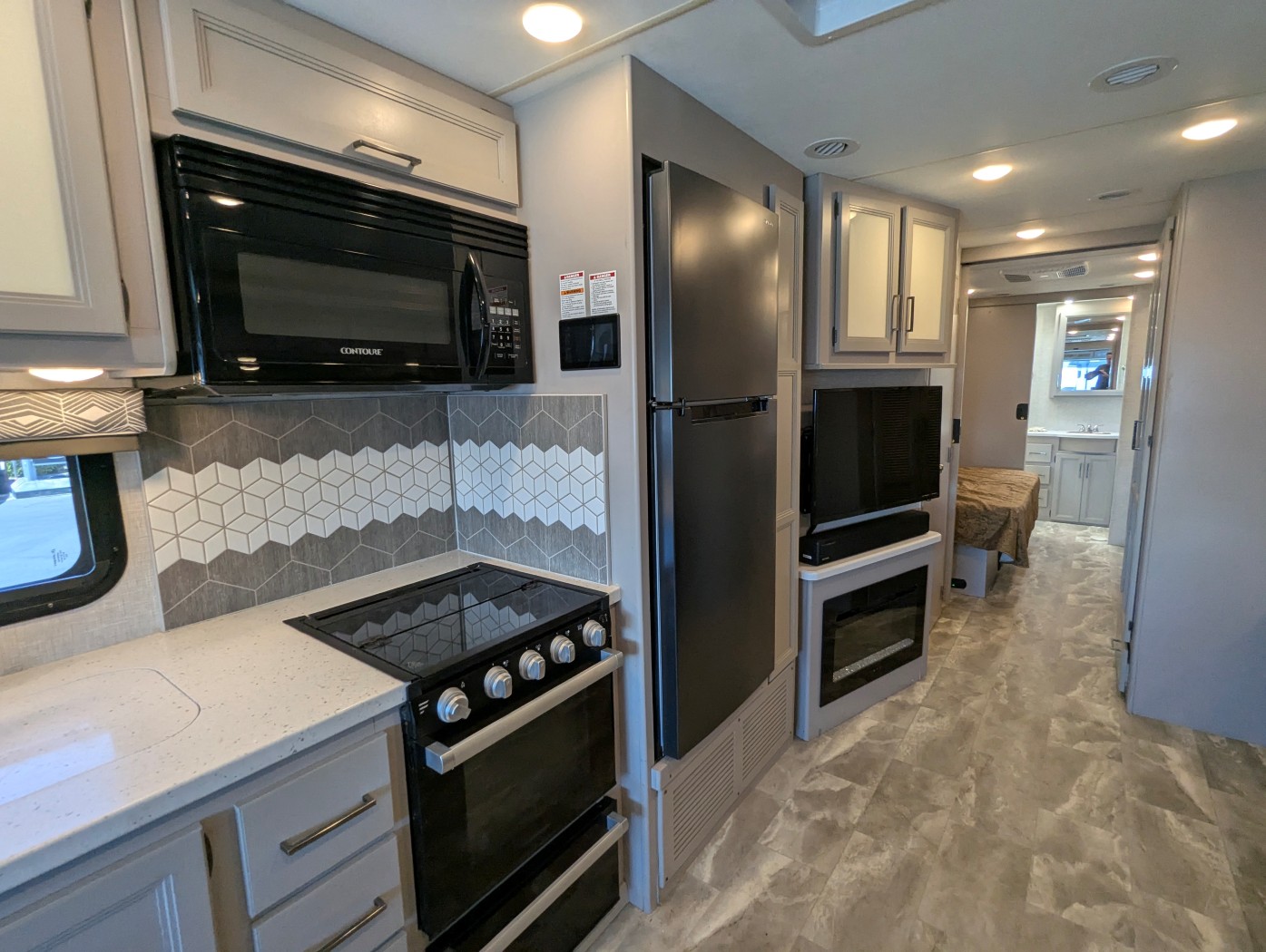 2022 Thor Motor Coach Windsport 35M - Image 19