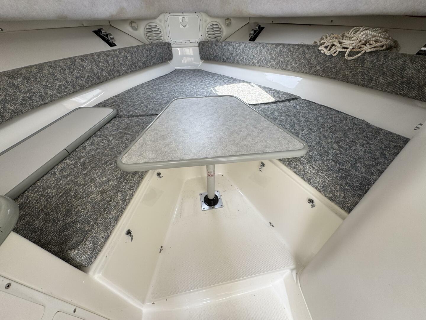 1999 Robalo 2640 - Image 24