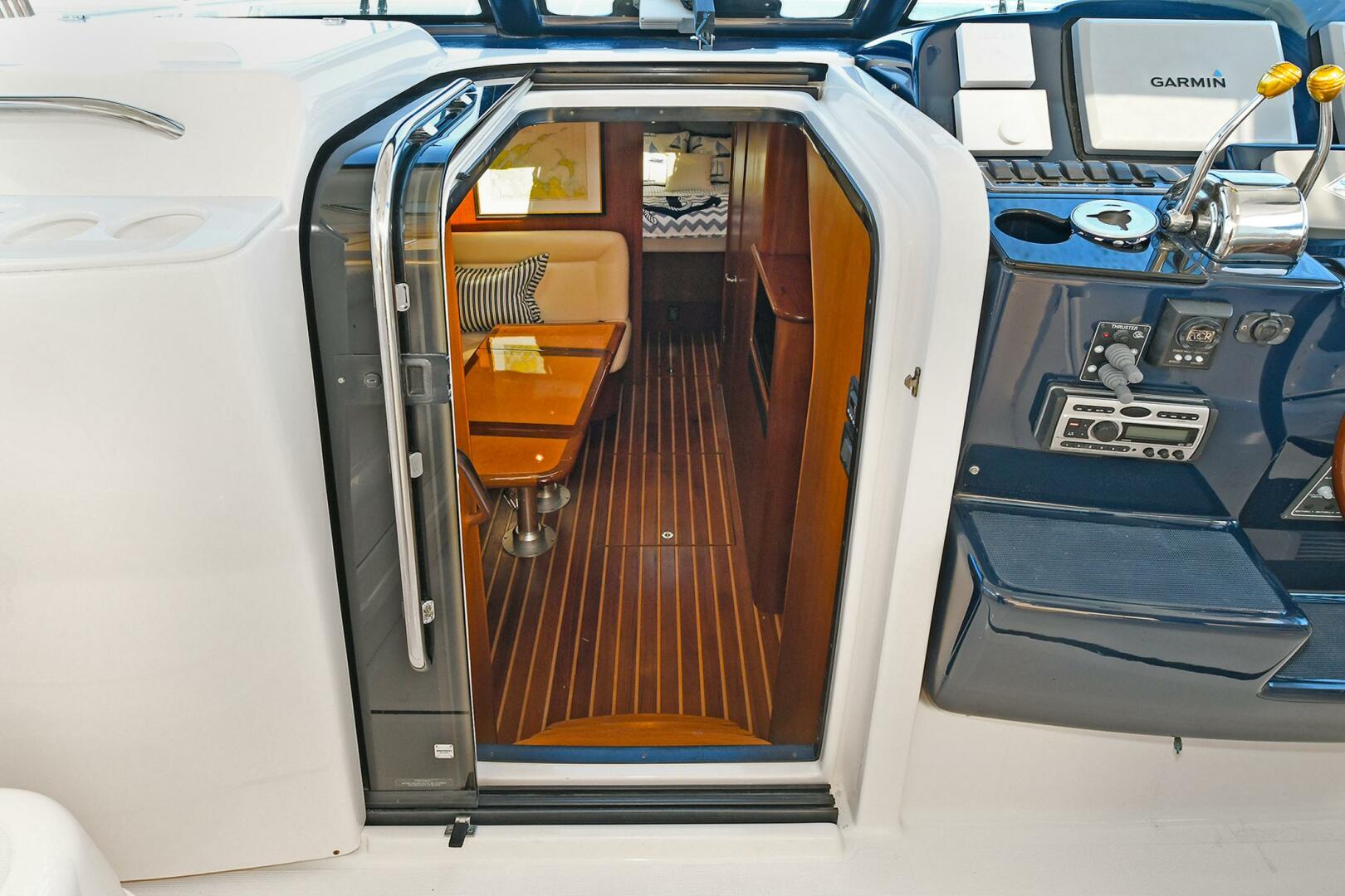 2008 Tiara Yachts 4200 Open - Image 27