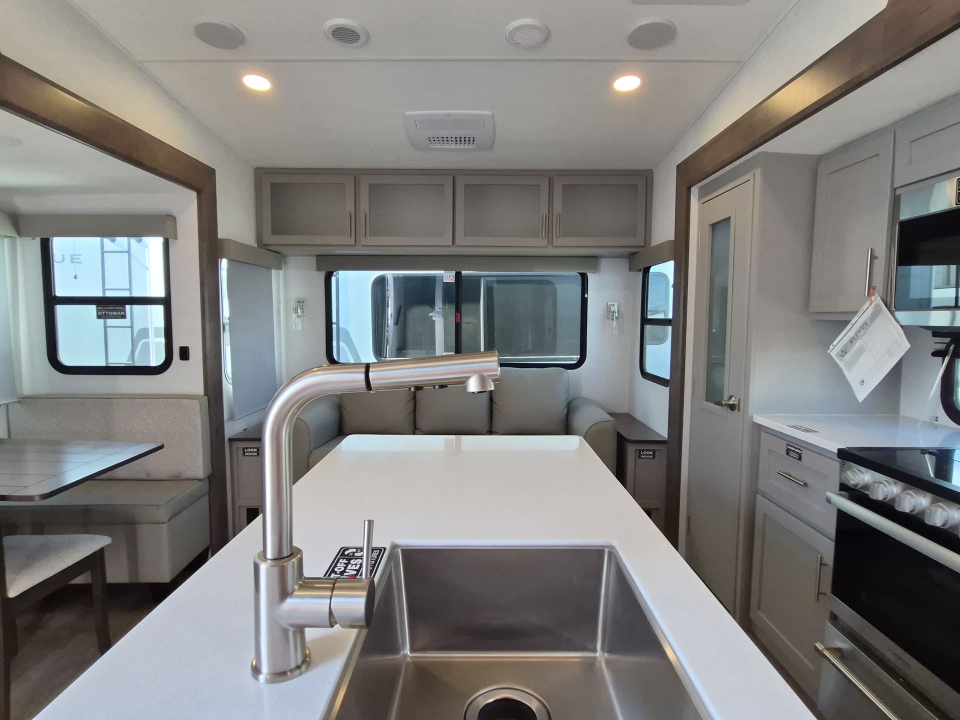 2026 Alliance RV Avenue 25RL - Image 43