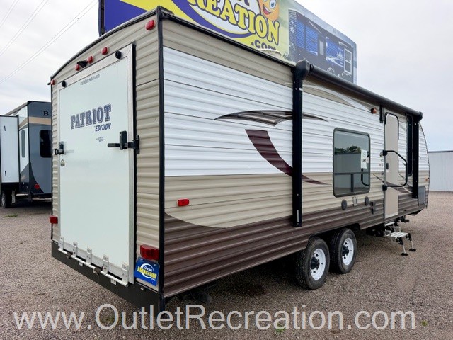 2016 CHEROKEE PATRIOT 25RR - Image 2