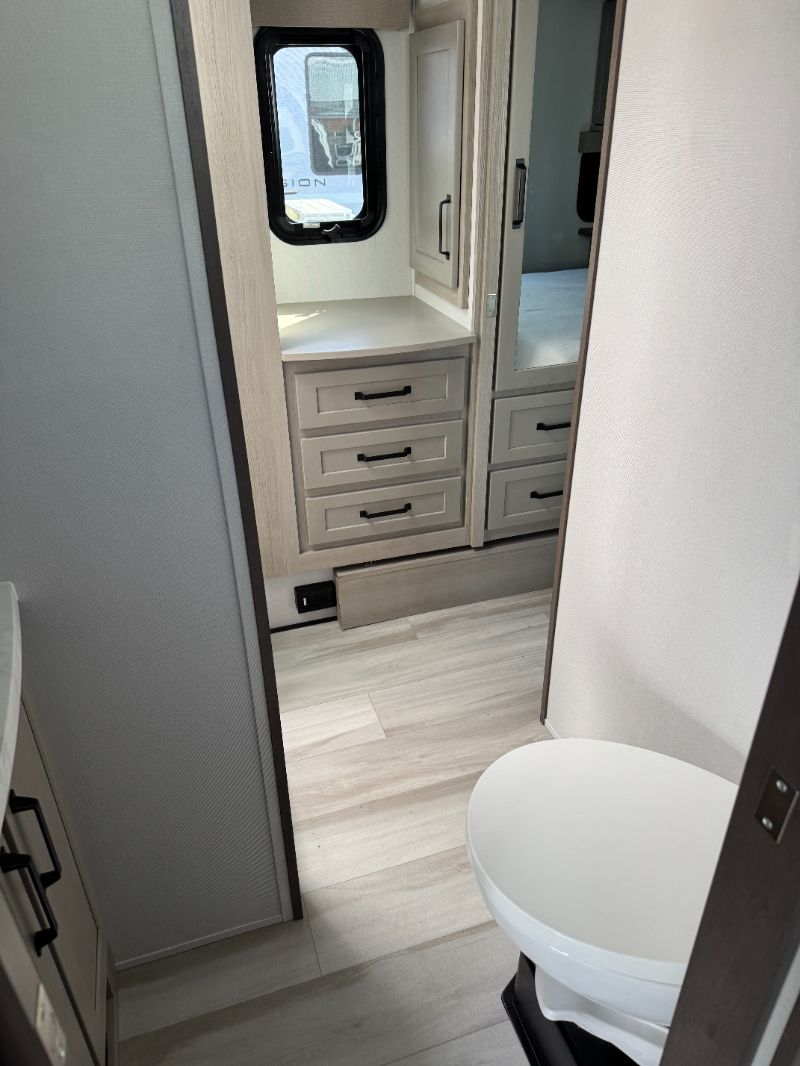 2025 Grand Design Momentum M-Class 395MS - Image 23