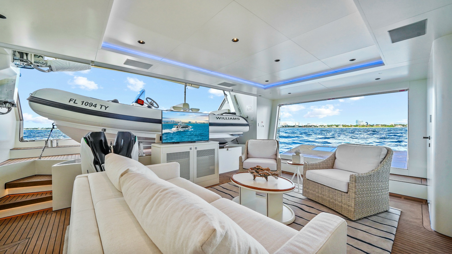 2025 Horizon Raised Pilothouse - Image 59