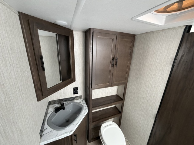 2021 Forest River Cherokee Grey Wolf 23MK - Image 21