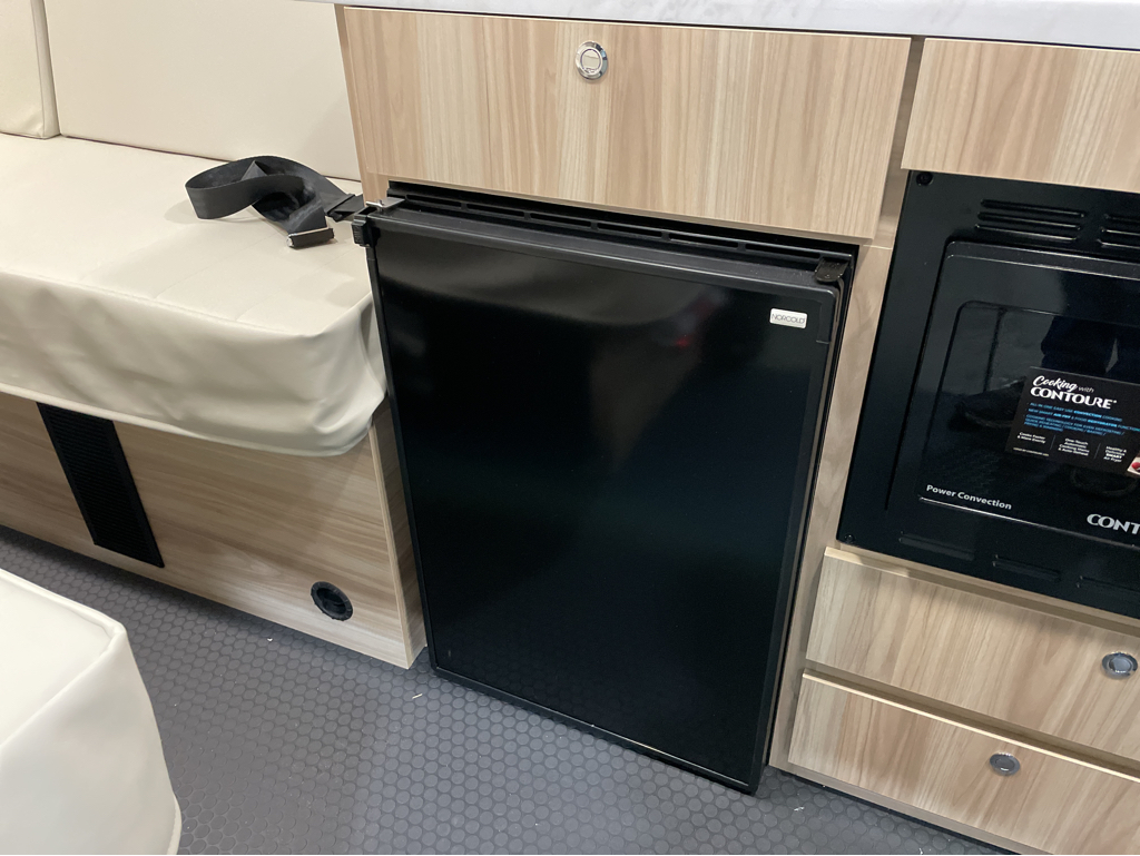 2027 Jayco Swift 20T - Image 7