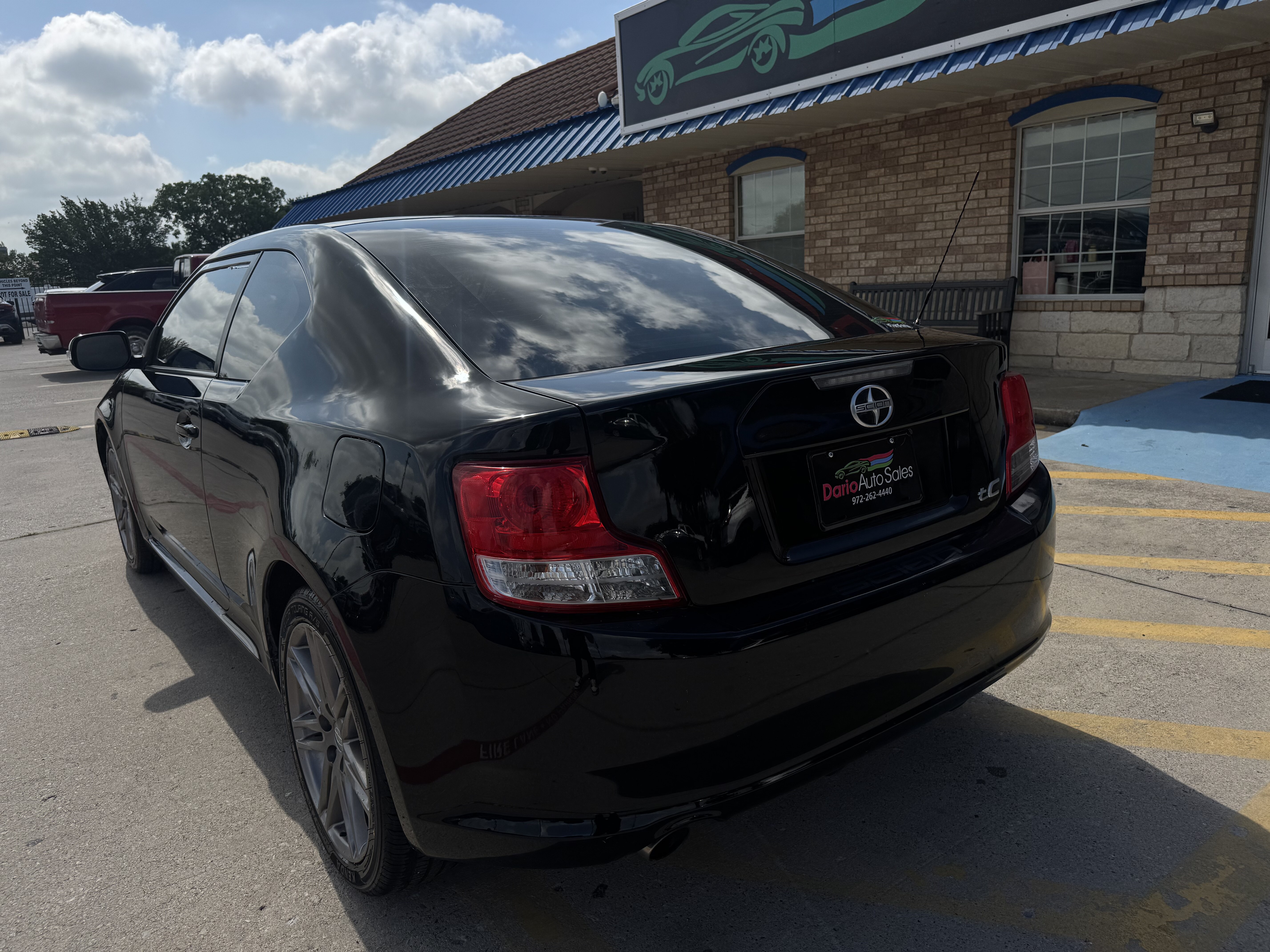 2012 Scion tC-4 Cyl. Liftback 3D - Image 5