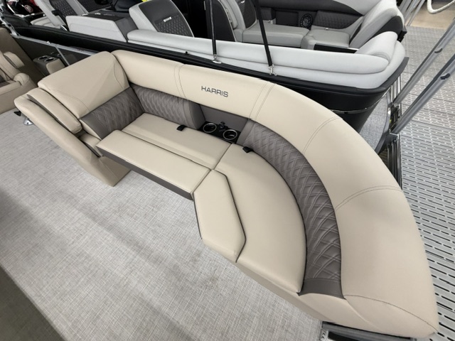 2026 HARRIS CRUISER 230 CWDH - Image 4