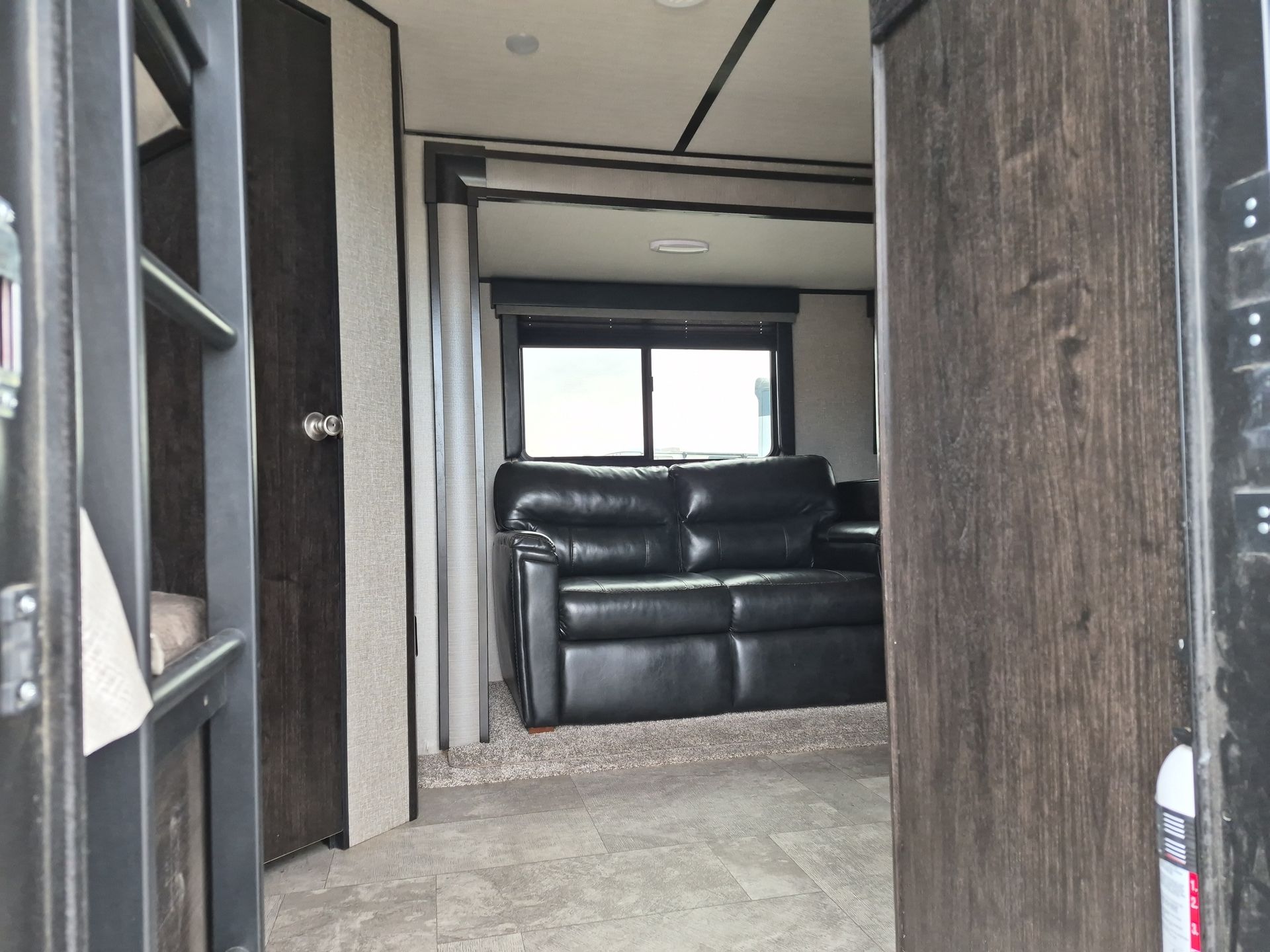 2019 Grand Design Imagine 2800BH - Image 15