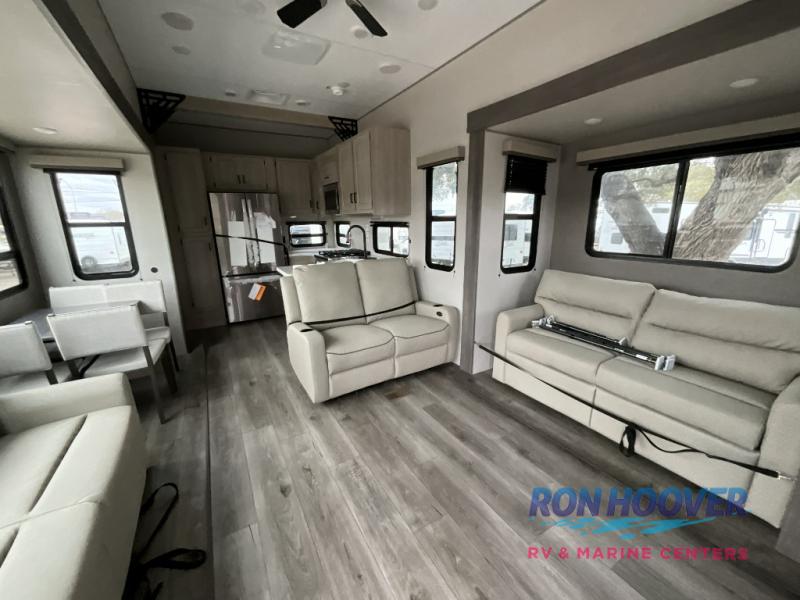 2026 COACHMEN CATALINA 44CONDO - Image 9