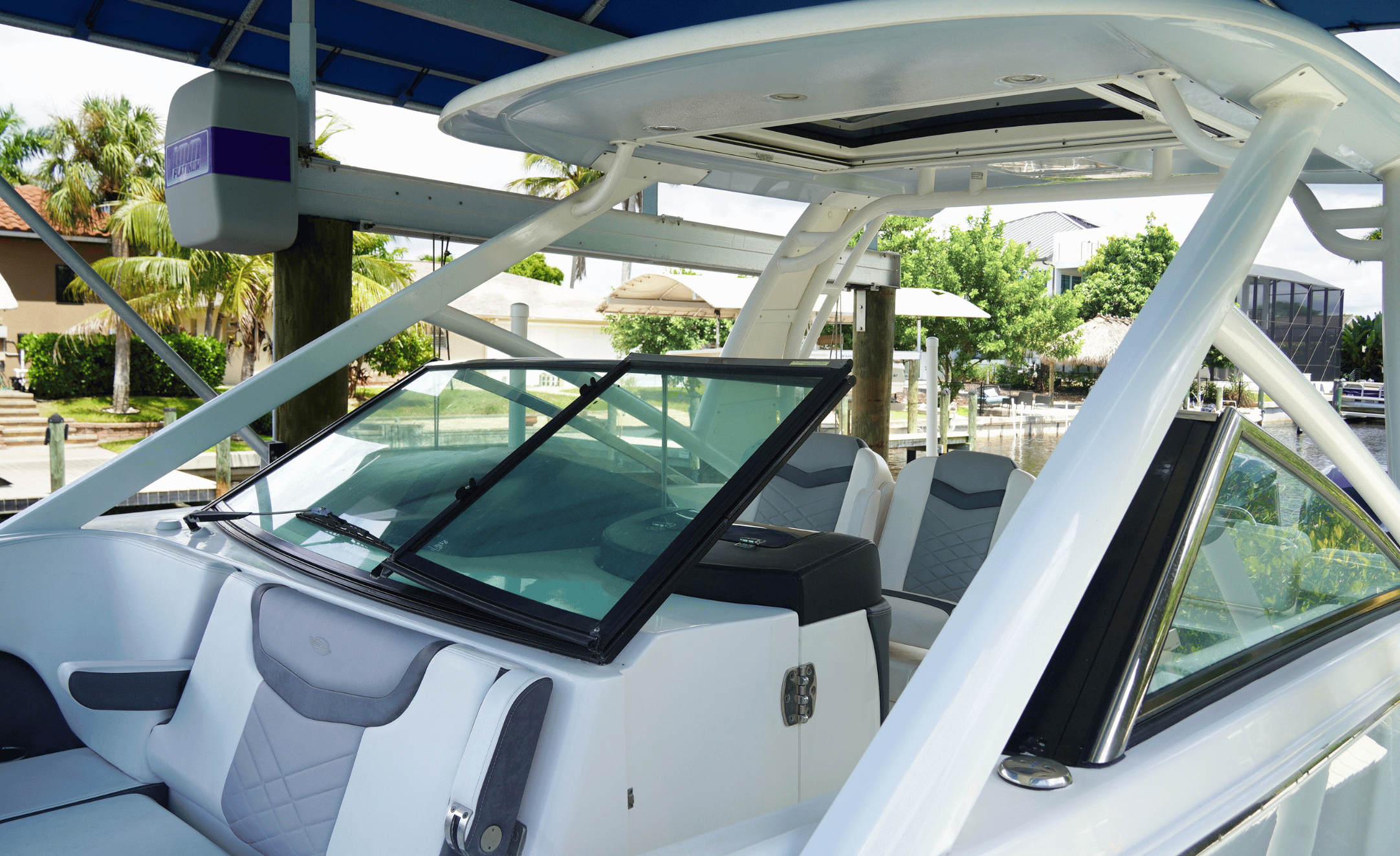 2021 CHAPARRAL 280 OSX - Image 40