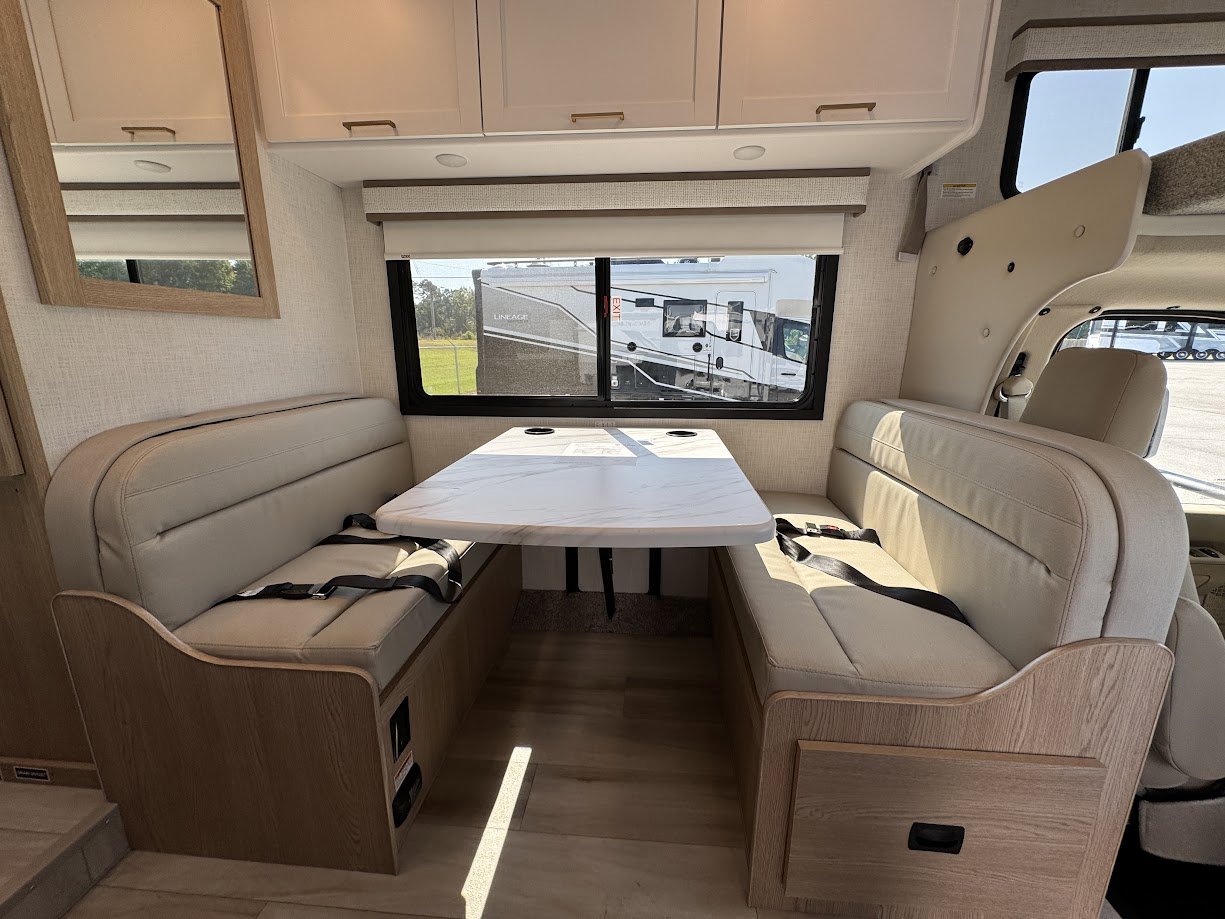 2026 THOR MOTOR COACH MAGNITUDE GZ22 - Image 14
