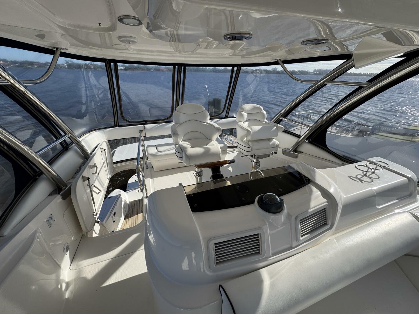 2007 Sea Ray 58 Sedan Bridge - Image 17