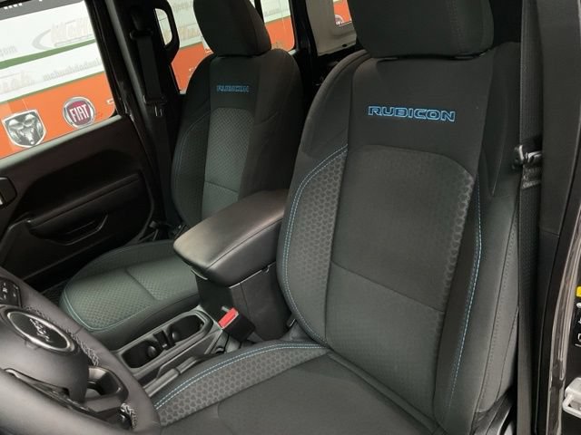 2025 Jeep Wrangler 4xe Rubicon 4x4 - Image 21
