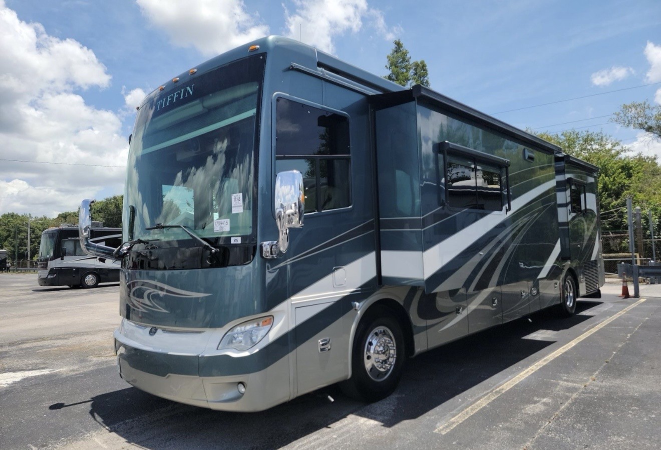 2018 TIFFIN ALLEGRO BUS 40 SP - Image 1