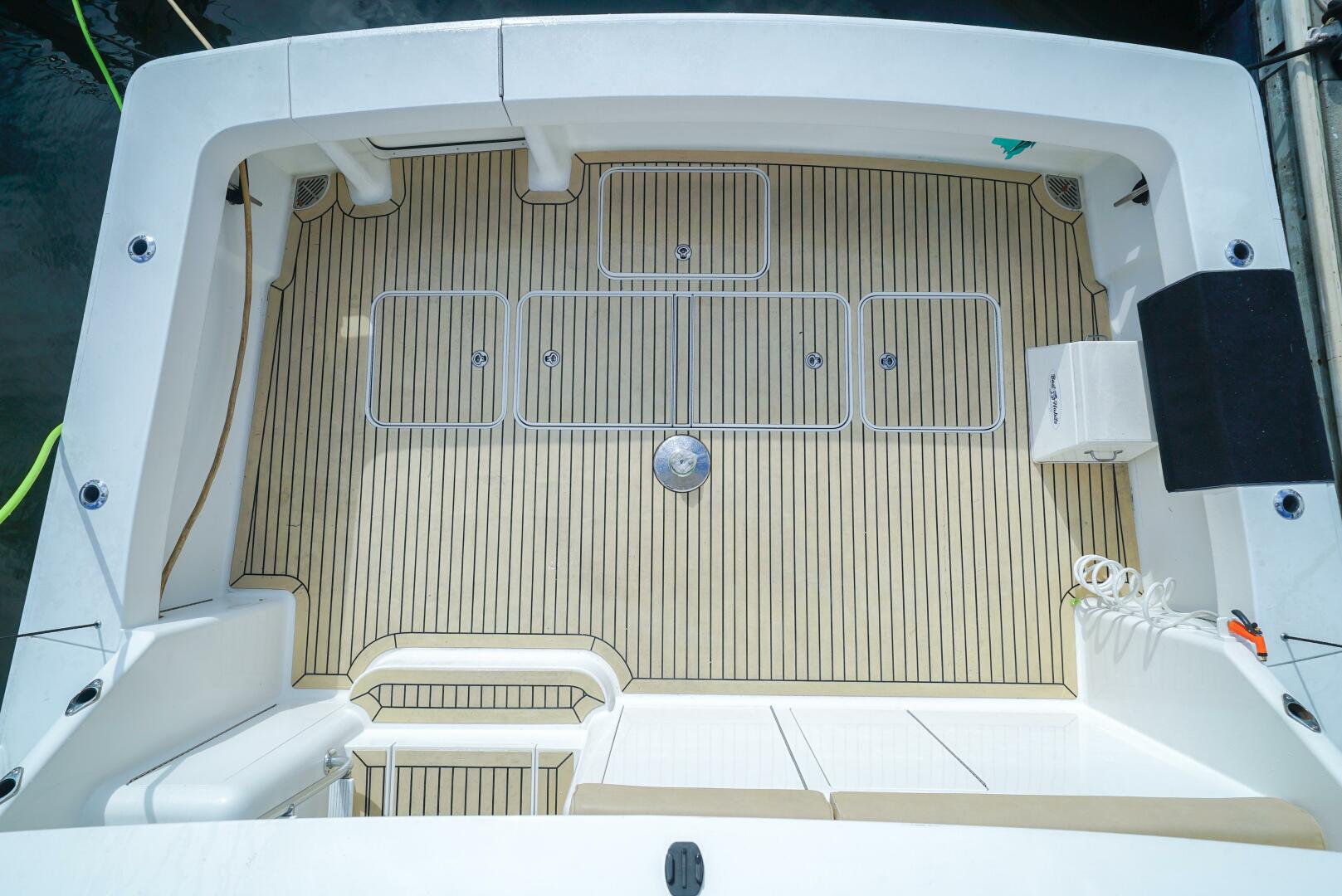 2007 Viking 45 Convertible - Image 47