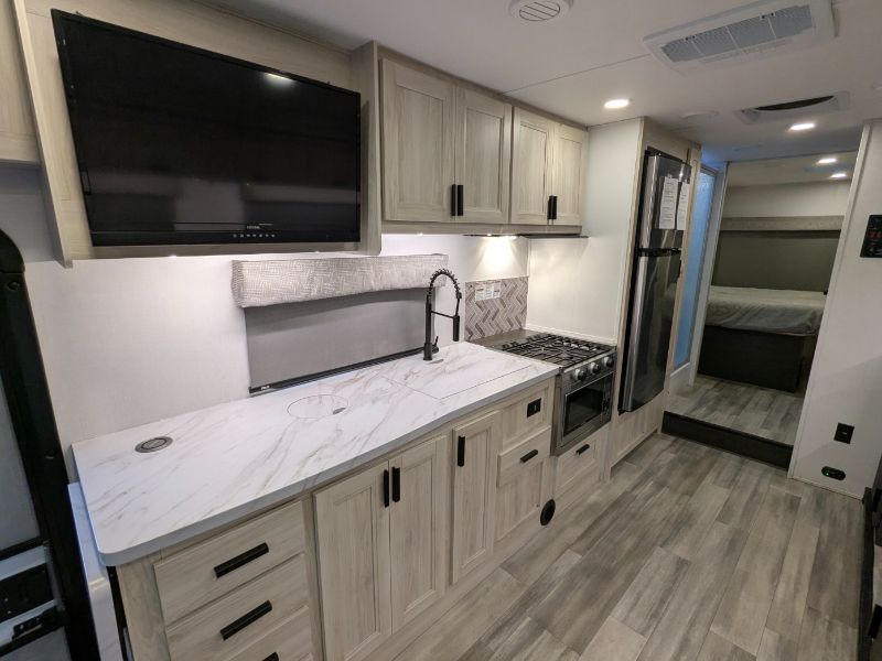 2024 Forest River Sunseeker 3010DS - Image 11