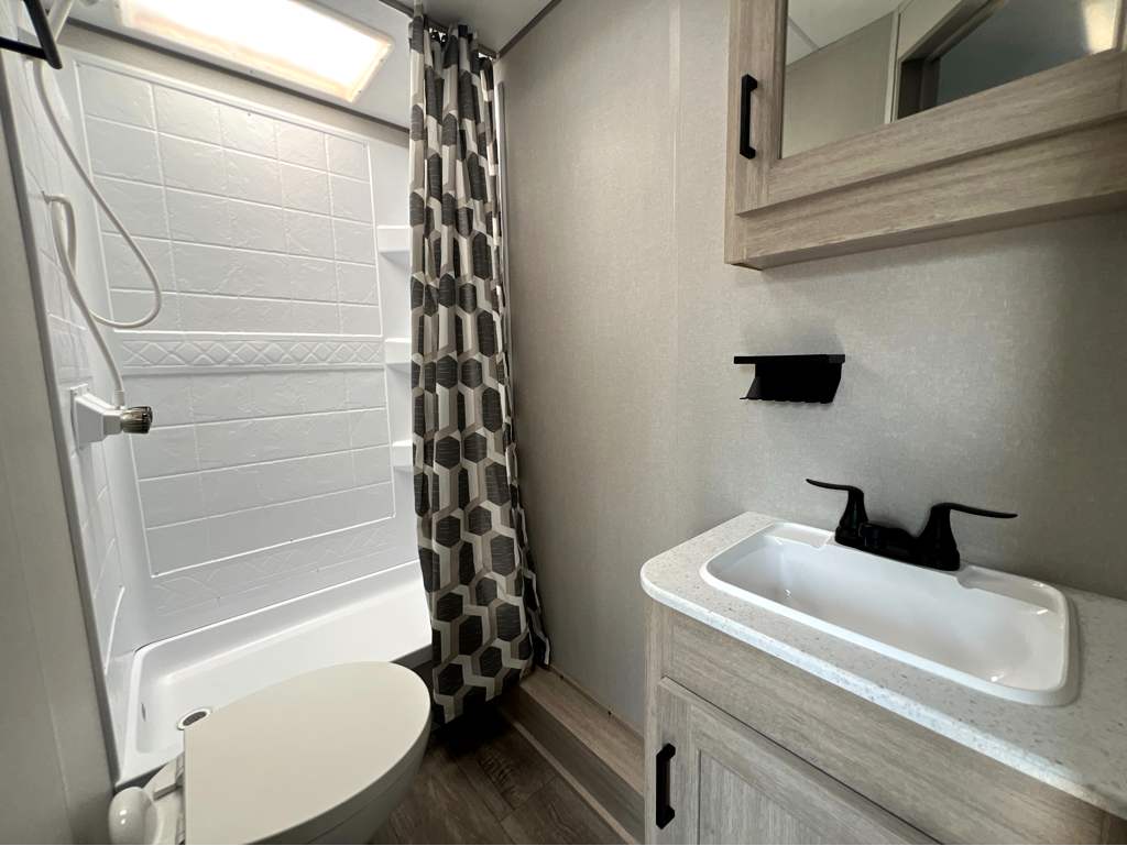 2026 COACHMEN CATALINA LEGACY 263BHSCK - Image 17