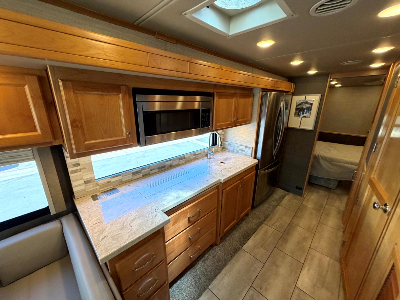 2022 Tiffin Open Road Allegro 34 PA - Image 13