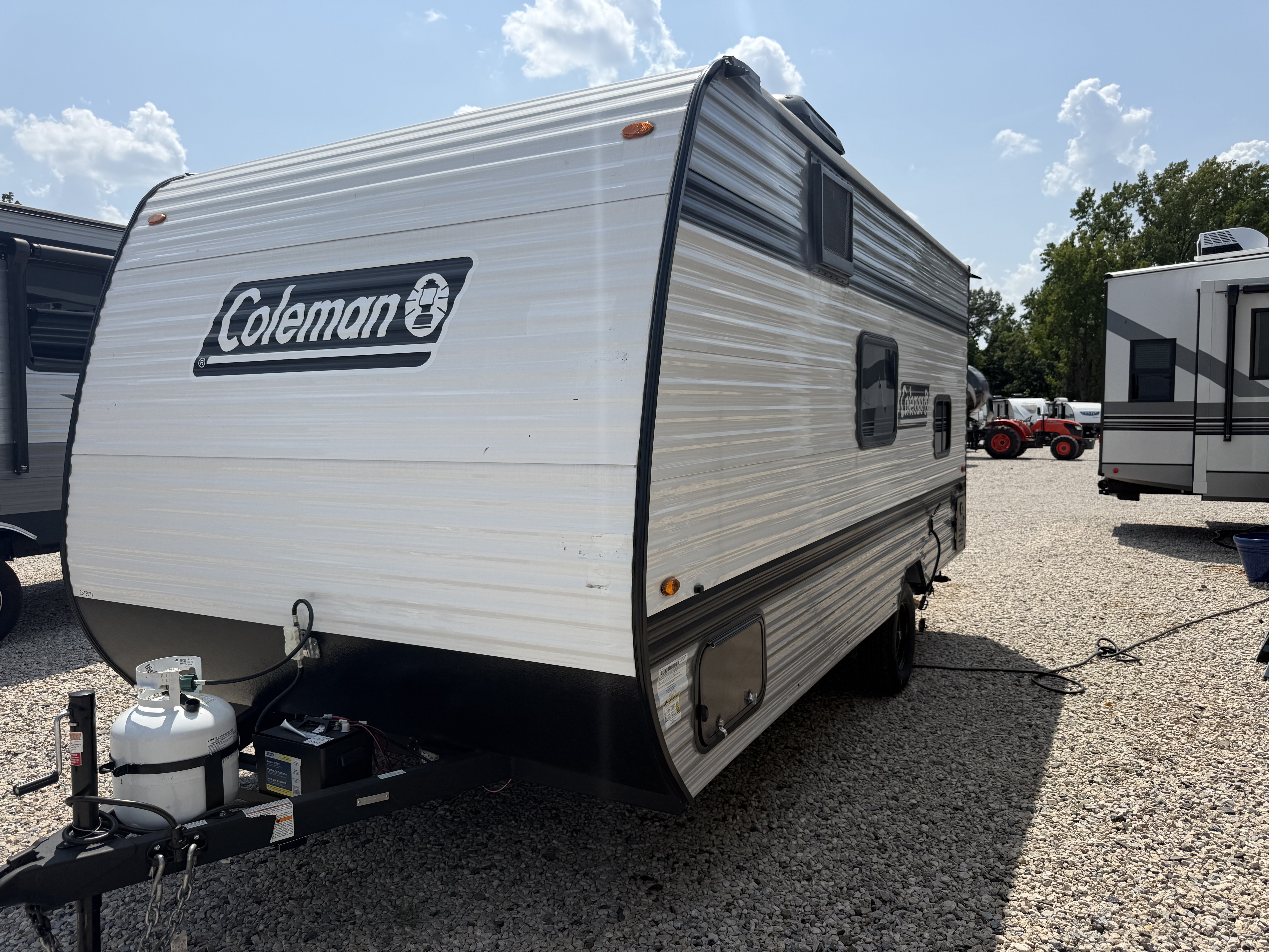2026 Keystone COLEMAN LANTERN 17B - Image 3