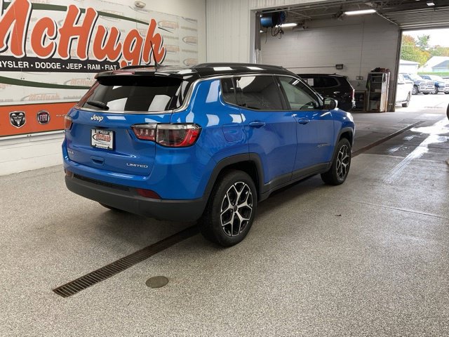 2025 Jeep Compass Limited 4x4 - Image 5