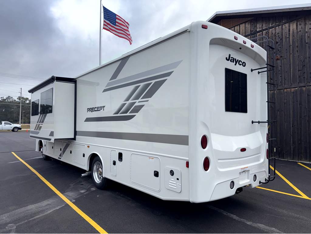 2026 JAYCO PRECEPT 34G - Image 3