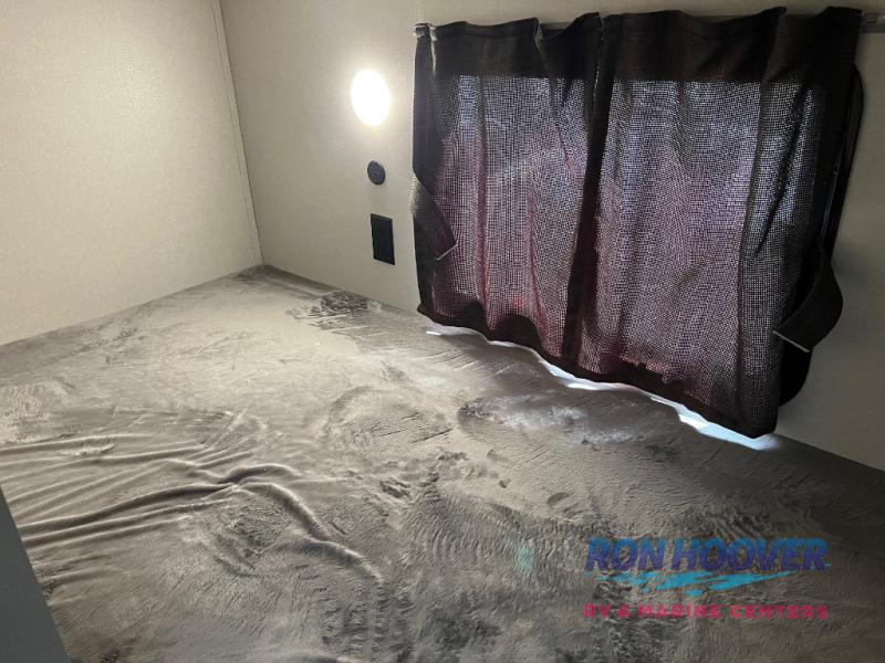 2026 COACHMEN 333DORM - Image 15