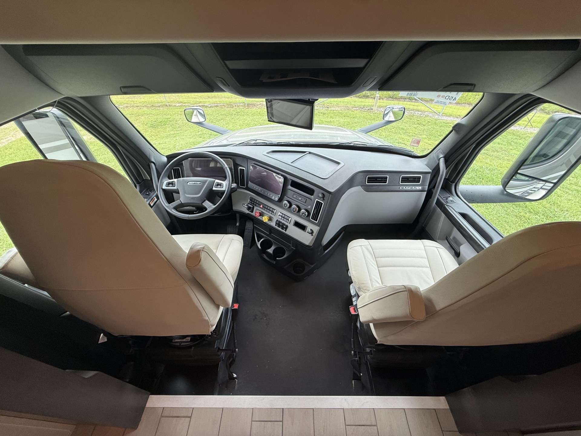 2026 ENTEGRA COACH CENTURION 45D - Image 21