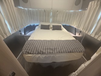 2026 AIRSTREAM GLOBETROTTER 30RBQ - Image 23