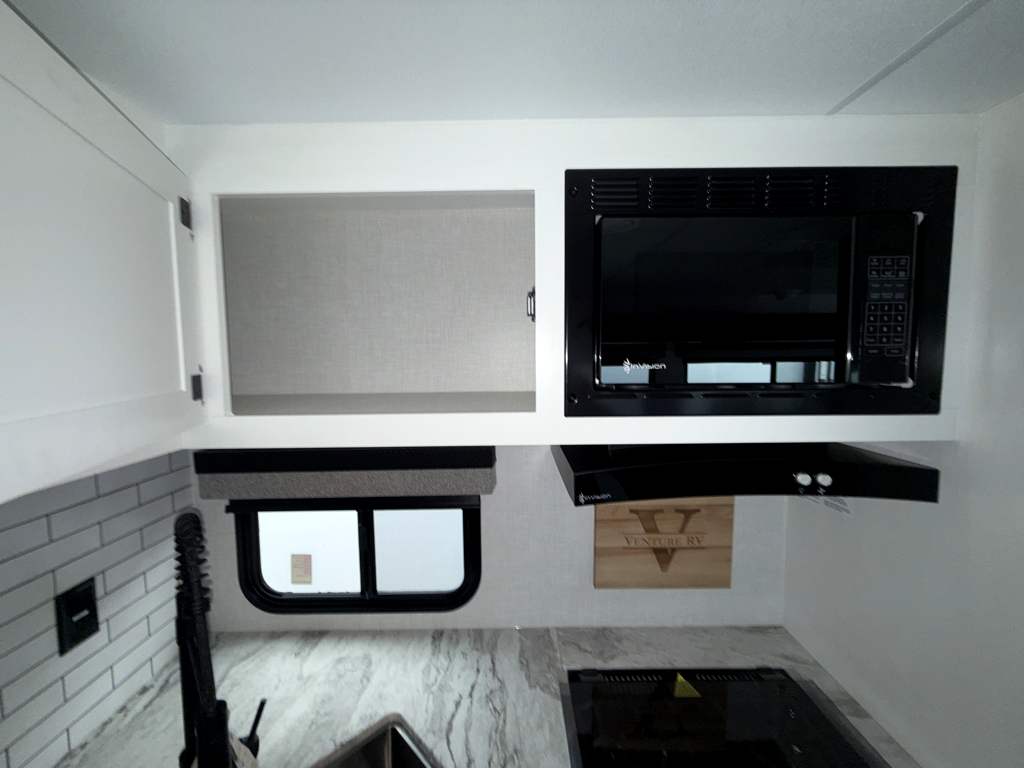 2026 VENTURE RV STRATUS 261VRB - Image 21